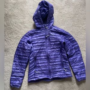 Patagonia down puffer with hood